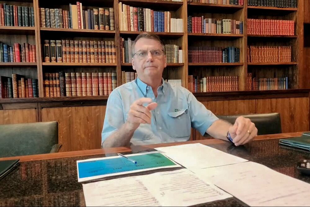 El entonces presidente brasileño Jair Bolsonaro en su cuenta de YouTube el 2 de noviembre de 2022. Foto: AFP