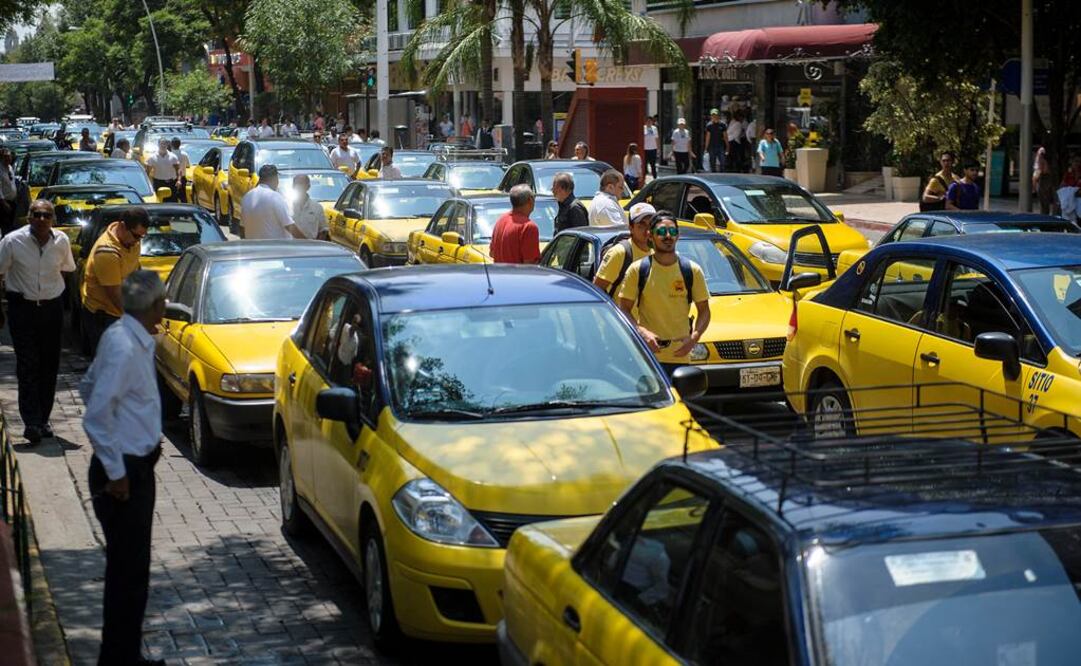 La retención de vehículos se realiza en la central camionera, el aeropuerto y otros puntos de concurridos de la ciudad (Foto: Archivo EL UNIVERSAL)