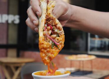 La pizzabirria, el combo perfecto para el antojo
