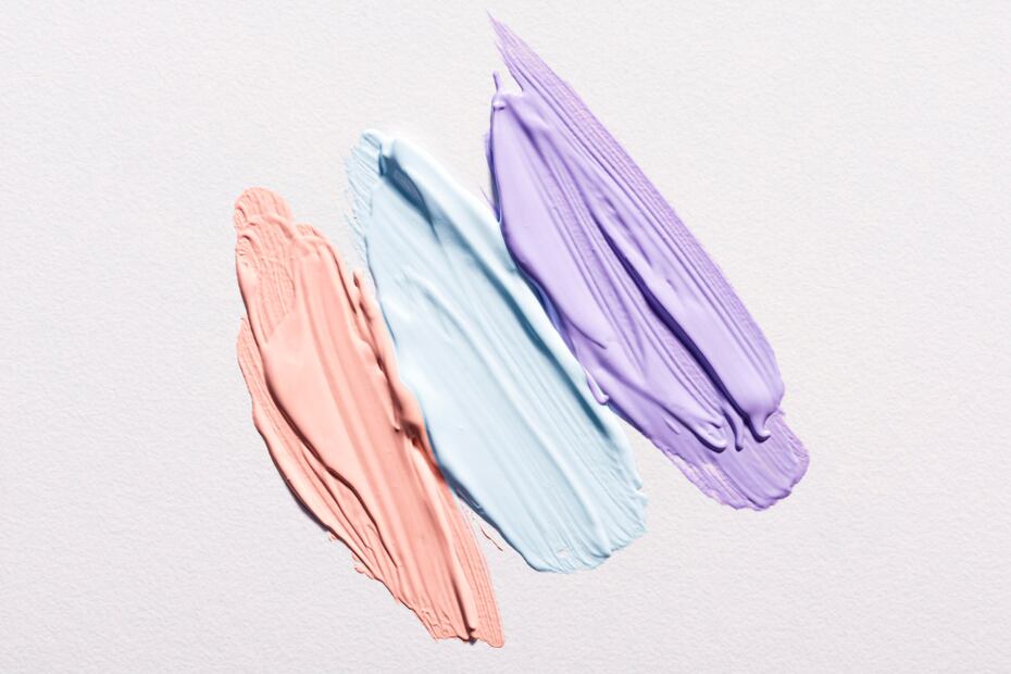 Cada color de corrector transforma tu maquillaje. Foto: Freepik