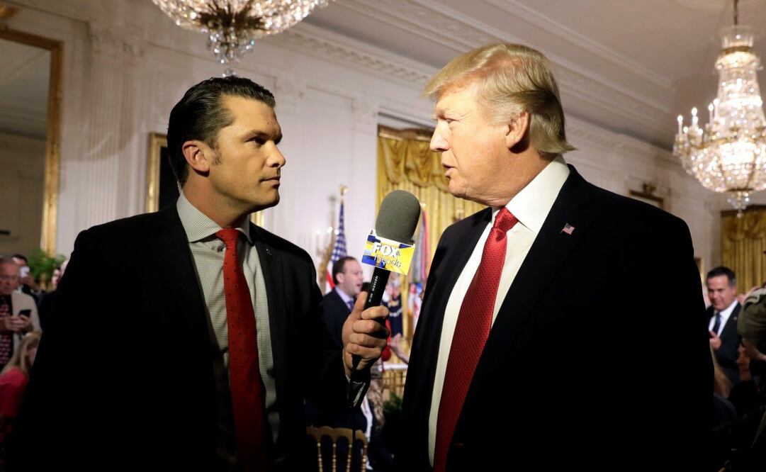 Donald Trump nombró a Pete Hegseth como su secretario de Defensa, destacando su experiencia militar y su firme apoyo a la agenda "Estados Unidos Primero". Foto: Archivo/Especial