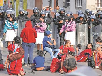 Caos y protesta en reubicación de triquis