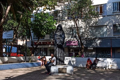 Al INBAL no se le da la historia ni la precisión