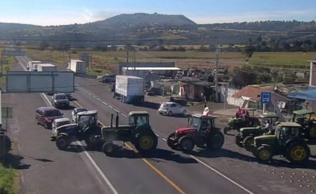 Bloqueos de agrícolas por precios del maíz en Tlaxcala (28/10/2025). Foto: Especial