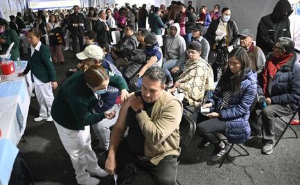 Centro de Vacunación UNAM 2025 registra alta afluencia en primer día; aplican dosis contra COVID-19, influenza y sarampión