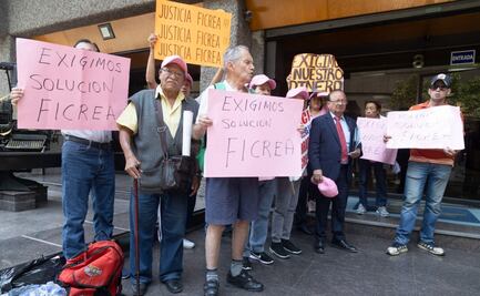 Adultos mayores exigen acciones por despojo que cometió Ficrea; "el único error que cometimos fue ahorrar para nuestra vejez"
