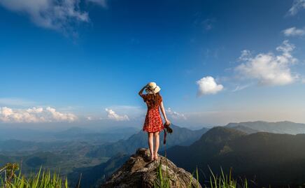 Viaja gratis por el mundo y gana dinero. Plataforma lanza convocatoria