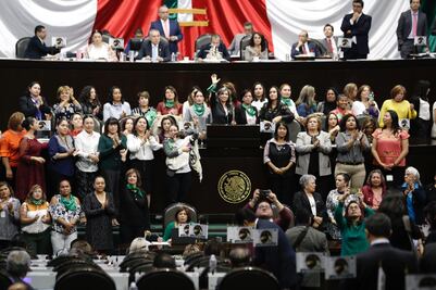 PRD pide dictaminar a la brevedad despenalización del aborto