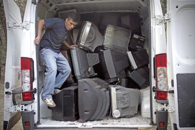 Recolectan 12 mil 200 TVs viejas