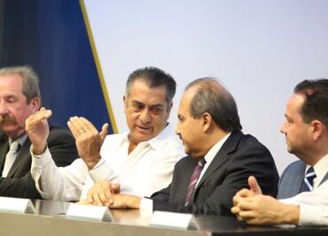Promete "El Bronco" que no habrá persecución contra cibertaxis