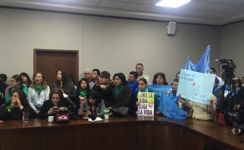 Diputados de Hidalgo acusan amenazas por tema de despenalización del aborto