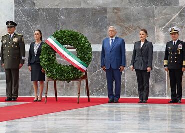 AMLO y Claudia, presentes en homenaje a Niños Héroes