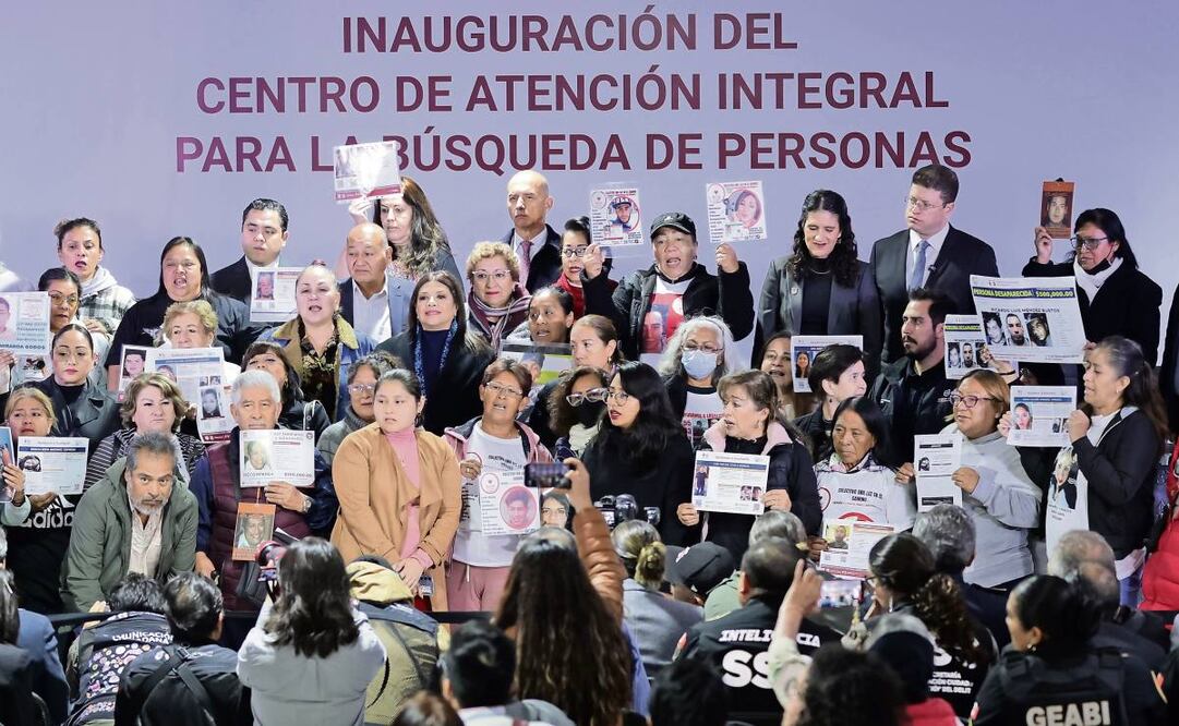 En la inauguración del centro de búsqueda, la jefa de Gobierno, Clara Brugada, estuvo acompañada de madres buscadoras. Foto: Fernanda Rojas / EL UNIVERSAL