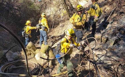 Delegación mexicana en California inicia búsqueda de víctimas; amplian brechas cortafuego