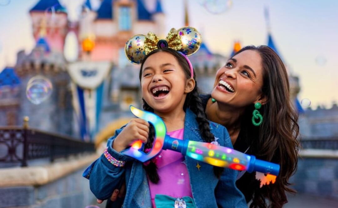 Si estas planeando visitar Disneyland, primero revisa en qué temporada ir. Foto: Disneyland