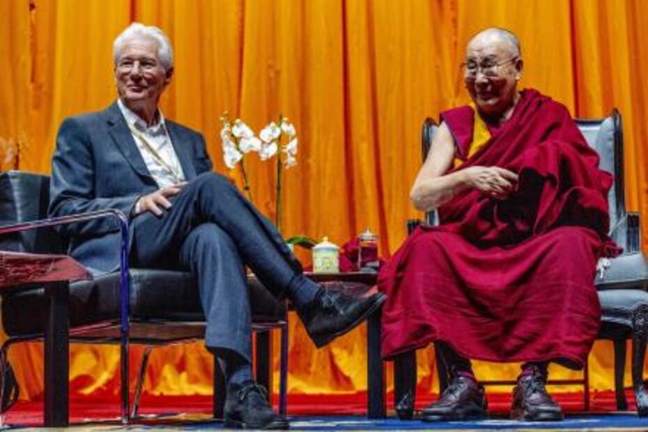 Dalai Lama bendice el embarazo de Alejandra Silva y Richard Gere