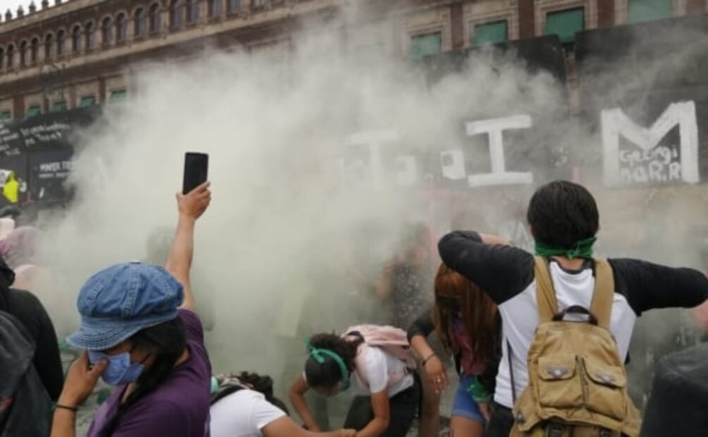 “No podía respirar, me quemaba; me invadió el pánico”; 6 reporteras hablan sobre el gas de la marcha del 8M