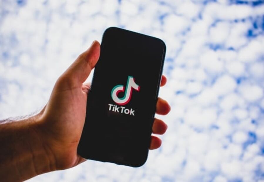 Qué significa Rizz, la nueva palabra viral en TikTok