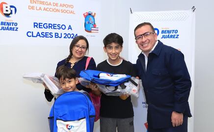 Alcaldía Benito Juárez entrega kits escolares a mas de mil estudiantes para apoyar la economía familiar