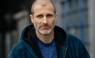 Encuentran sin vida a Stewart McLean, actor de "Arrow"; policía investiga presunto homicidio
