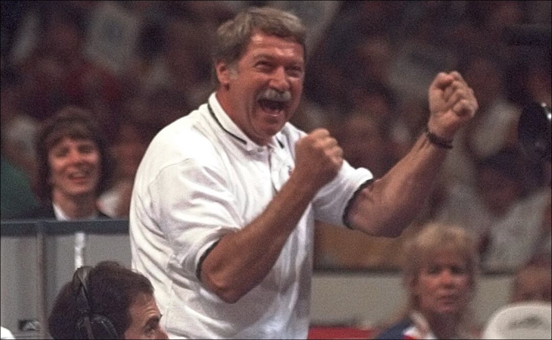 Murió el polémico Bela Karolyi, entrenador de la histórica gimnasta Nadia Comaneci - Foto: AP