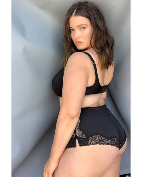 Los mejores tips de estilo para mujeres curvy que quizá no sabías
