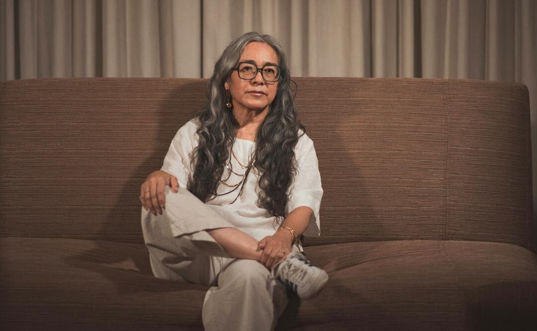 La narradora Cristina Rivera Garza, quien vive desde hace varios años en Estados Unidos, dirige el programa de Escritura creativa en español en la Universidad de Houston. Foto: Marisol Cid