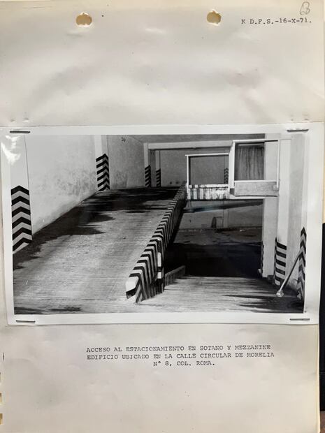 Entrada al estacionamiento de Morelia No. 8, colonia Roma Norte, donde se cometió tortura en la guerra sucia. Foto: Especial