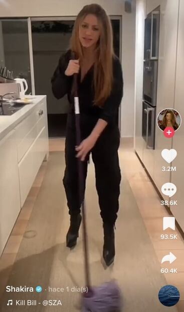 El look de Shakira para trapear la casa es el más matador