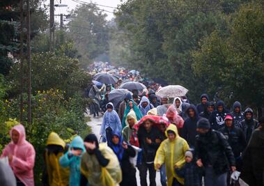 Continúa ingreso masivo de refugiados a Croacia