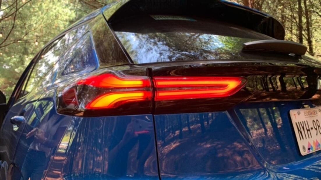 Primer contacto: Chevrolet Bolt EUV 2022, un paso a la electrificación