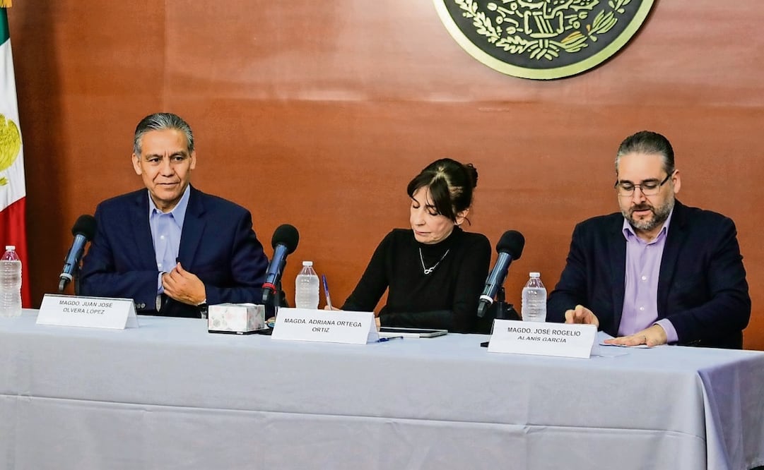 Durante la segunda conferencia matutina de jueces federales, el juez Alejandro Alberto Díaz (quien participó en videollamada) explicó la falta de pruebas periciales concluyentes por parte de la FGR en el caso del exrector. Foto: Axel Sánchez | El Universal