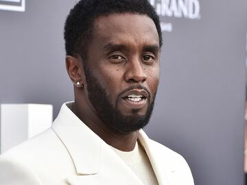 Con pastel de desayuno y pizza, así celebra "Diddy" Combs su cumpleaños en prisión