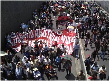 Magisterio chiapaneco exige una nueva reforma que restituya sus derechos; rechaza “la mala reforma educativa”