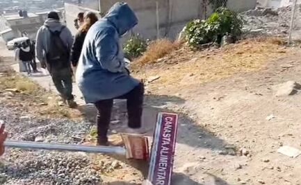 Senadores del PRI exigen frenar propaganda de la 4T en Edomex; denuncian que imponer frases de AMLO como nombres de calles es una afrenta