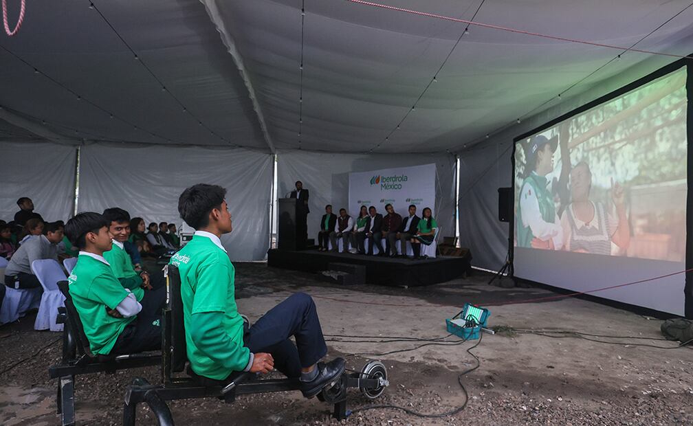 Foto: En la función de cinemóvil se proyectaron cortometrajes sobre medio ambiente y sostenibilidad.