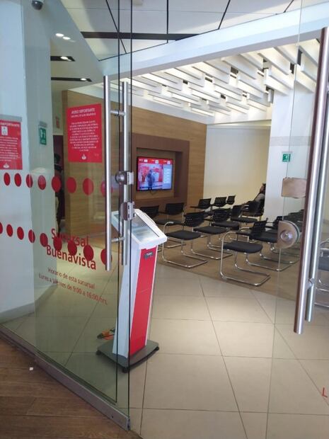 Bancos operan con pocas sucursales en 9M