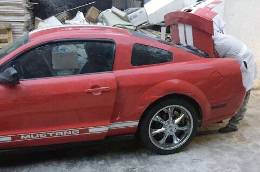 La Procuraduría aclaró que no existe registro sobre la supuesta implicación del Ford Mustang en el caso (ESPECIAL)