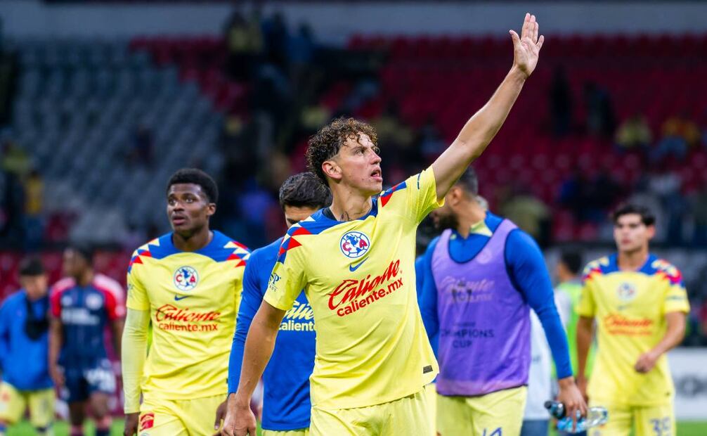 La directiva decidió darle un voto de confianza al jugador chileno contratándolo. Foto: Imago7.