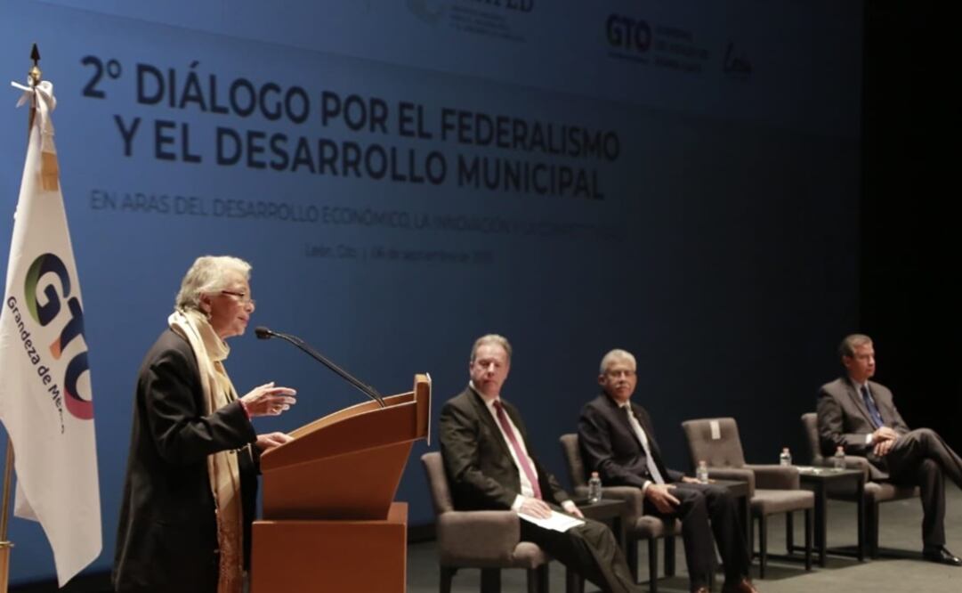 Olga Sánchez Cordero encabezó el Segundo Diálogo por el Federalismo y Desarrollo. Foto: Twitter @M_OlgaSCordero