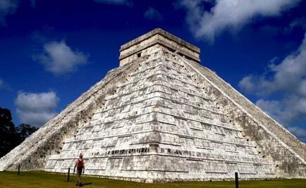 Mexico finds subterranean river under Chichén Itzá pyramid