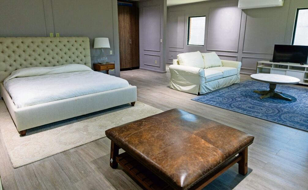 Muebles de lujo en la suite del exgobernador Silvano Aureoles. (15/04/2025) Foto: Hugo Salvador | El Universal