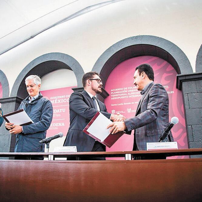 El gobernador del Estado de México, Alfredo del Mazo Maza; el titular de la Sedatu, Román Meyer Falcón, y el mandatario de Hidalgo, Omar Fayad. TOMADA DE TWITTER