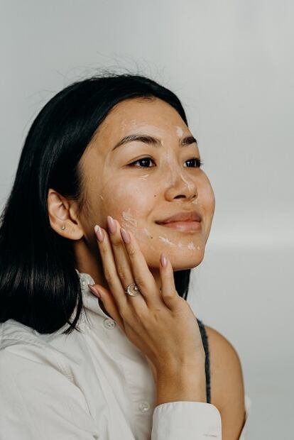 Todo lo que debes saber del bakuchiol y su efecto similar al del retinol