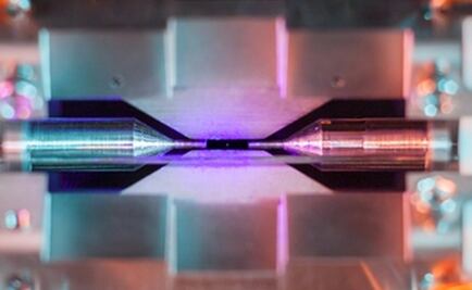 Logra fotografía de un átomo y gana concurso en Reino Unido