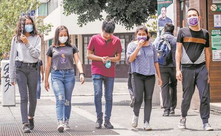 Reculan: no discrimina guía a viejos en atención de Covid-19