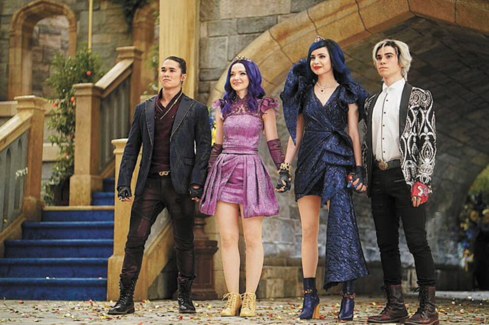Se aborda la vida de los hijos adolescentes de villanos de Disney. Foto/DISNEY