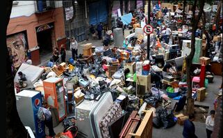 Vecinos desalojados de República de Cuba 11 aseguran que acta de diligencia "la recibió" una persona fallecida