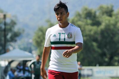 Efraín Álvarez aspira a ser como Héctor Herrera