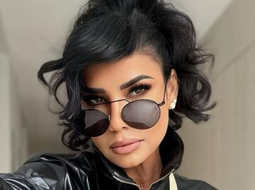Lis Vega impone tendencia con coqueto look de cuero negro